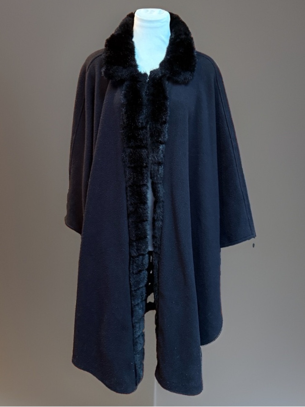 Amanda Smith Black Cape Coat Faux Fur Trim One Size Poncho Wrap